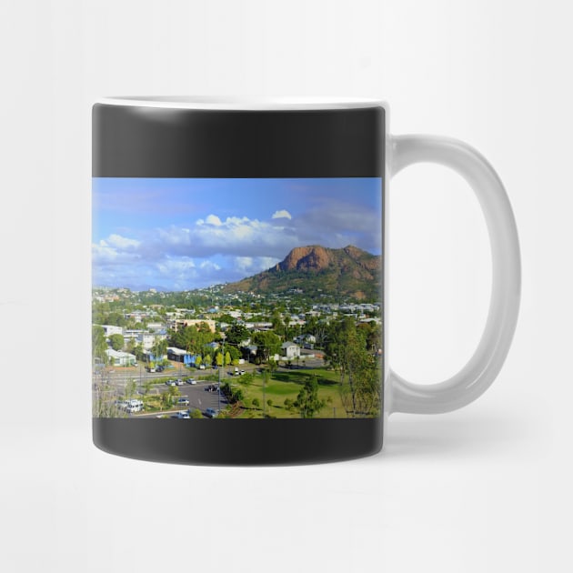 The Strand and Castle Hill -Townsville by pops